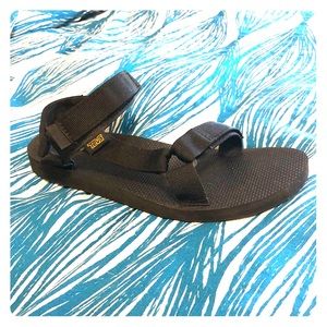 Teva - hardly used